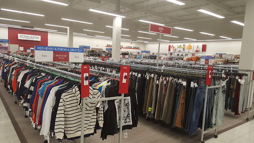 Clothing Store «Burlington Coat Factory», reviews and photos, 17500 Southcenter Pkwy, Tukwila, WA 98188, USA