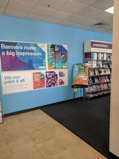 Print Shop «FedEx Office Print & Ship Center», reviews and photos, 5975 N Federal Hwy Suite 136, Fort Lauderdale, FL 33308, USA