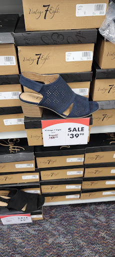 Shoe Store «Shoe Carnival», reviews and photos, 511 S Plano Rd, Richardson, TX 75081, USA