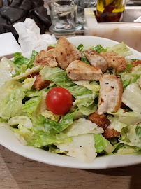 Salade César du Restaurant italien Vapiano Paris Champs Elysées Pasta Pizza Bar - n°14