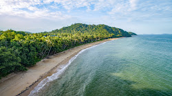 Bingil Bay'in fotoğrafı dağlarla çevrili