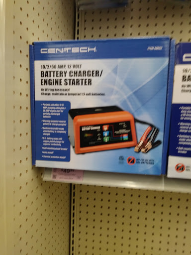 Hardware Store «Harbor Freight Tools», reviews and photos, 1019 N State College Blvd, Anaheim, CA 92806, USA