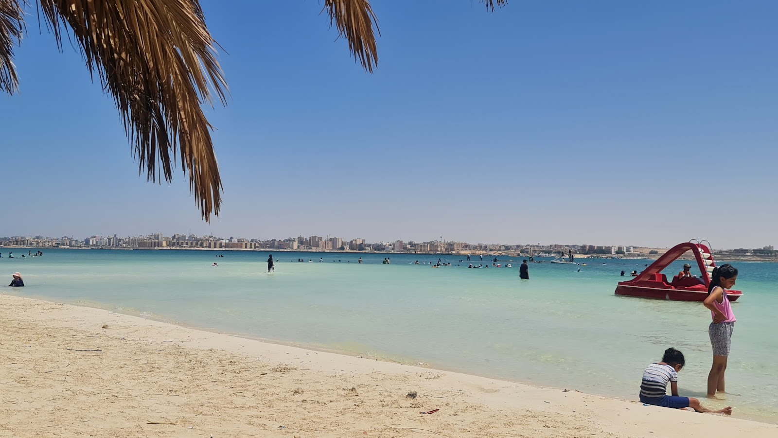Foto von San Giovanni Cleopatra Beach mit beiger sand Oberfläche