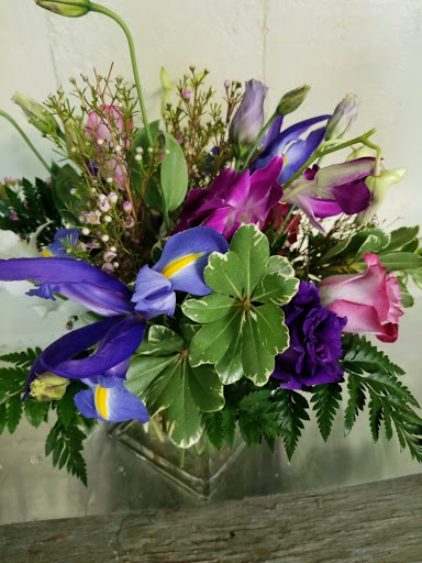 Florist «Fairview Flower Shop», reviews and photos, 1026 Sycamore Dr, Decatur, GA 30030, USA