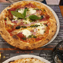 Pizza du Pizzeria La Piazza à Pontrieux - n°18