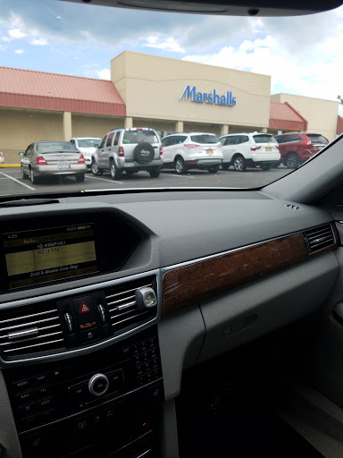 Department Store «Marshalls», reviews and photos, 839 New York Ave, Huntington, NY 11743, USA