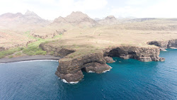 Aguas Belas Beach'in fotoğrafı geniş bir kıyı şeridi ile birlikte