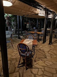 Atmosphère du Restaurant français La Montagne à Cormeilles-en-Parisis - n°16