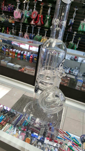 Tobacco Shop «BELLAIRE SMOKE SHOP», reviews and photos, 7710 Bellaire Blvd, Houston, TX 77036, USA