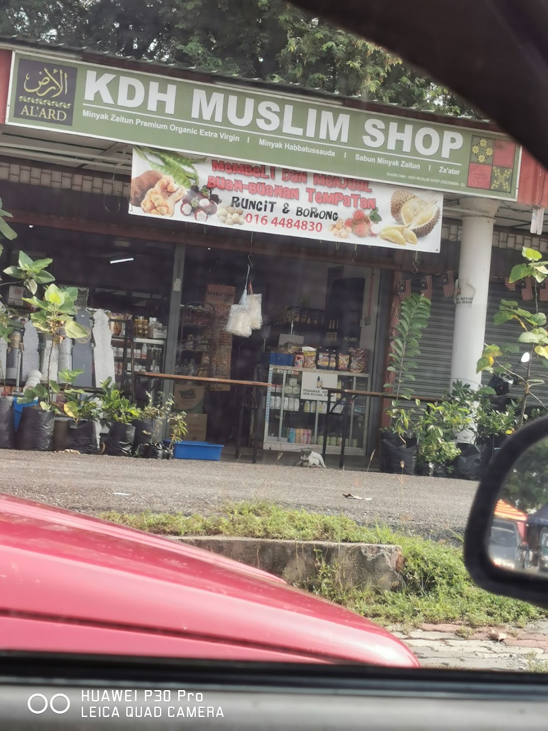 KDH Muslim shop