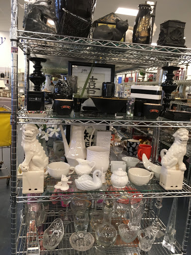 Thrift Store «Goodwill West Palm Beach/Gulfstream Super Store & Donation Center», reviews and photos