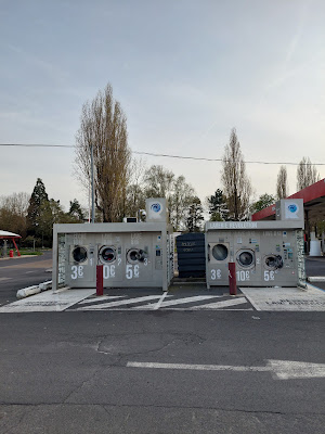 Laverie Revolution laundry à Beauvais
