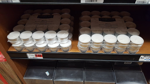 Grocery Store «Stinson Beach Market», reviews and photos, 101 Calle del Mar, Stinson Beach, CA 94970, USA