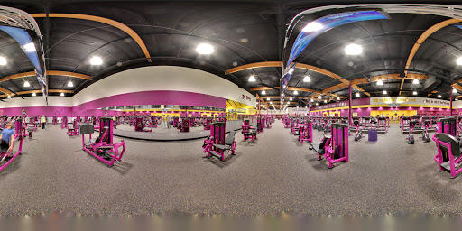 Gym «Planet Fitness», reviews and photos, 3382 W Shaw Ave, Fresno, CA 93711, USA