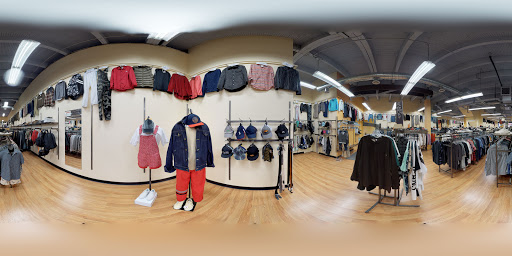 Used Clothing Store «Crossroads Trading Co.», reviews and photos, 128 NW 23rd Ave, Portland, OR 97210, USA