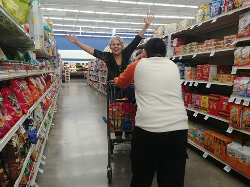 Supermarket «FoodMaxx», reviews and photos, 3241 W Shaw Ave, Fresno, CA 93711, USA