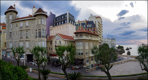 hôtels Le Petit Hôtel Biarritz