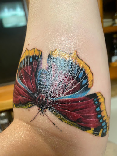 Tattoo Shop «Sacred Tattoo Studio», reviews and photos, 329 W Washington St # B, Marquette, MI 49855, USA