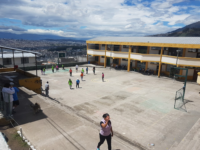 VGV4+X9G, Quito 170103, Ecuador