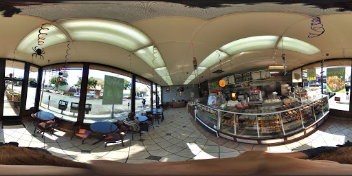 Donut Shop «Yum Yum Donuts», reviews and photos, 2628 Pico Blvd, Santa Monica, CA 90405, USA