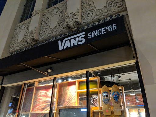 Shoe Store «Vans», reviews and photos, 400 Broadway, Santa Monica, CA 90401, USA
