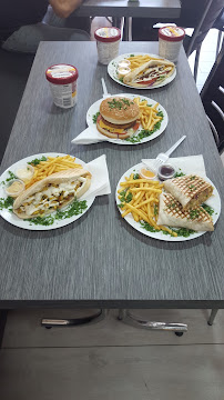 Plats et boissons du Restaurant de tacos Tacos Kingdom à Mantes-la-Jolie - n°2