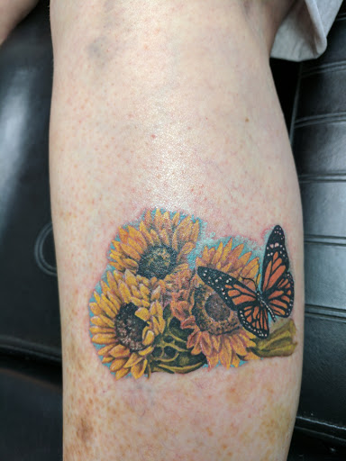 Tattoo Shop «Paragon Tattoos», reviews and photos, 1243 Joe Frank Harris Pkwy SE, Cartersville, GA 30120, USA