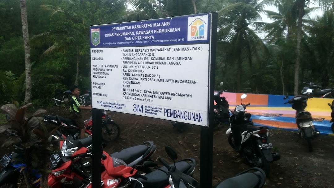 Sanitasi Berbasis Masyarakat desa wisata Jambuwer