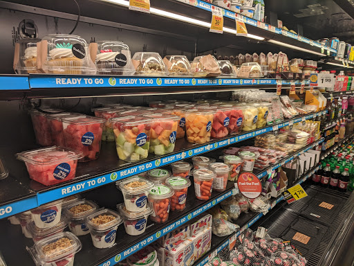 Grocery Store «Hannaford Supermarket», reviews and photos, 21 Essex Way, Essex Junction, VT 05452, USA