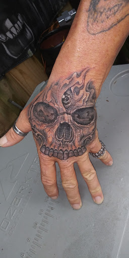 Tattoo Shop «Ivy and Oak Tattoo Artist Studio», reviews and photos, 724 Park Ave, Lake Park, FL 33403, USA