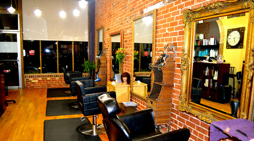 Hair Salon «Pulse Hair Salon And Barber Lounge», reviews and photos, 1115 S Pearl St, Denver, CO 80210, USA