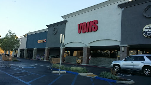 Grocery Store «Vons», reviews and photos, 804 W Beverly Blvd, Montebello, CA 90640, USA