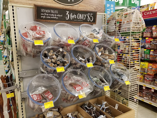 Pet Supply Store «PetSmart», reviews and photos, 2160 Southgate Rd, Colorado Springs, CO 80906, USA