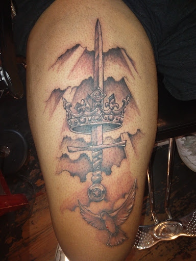 Explore cool shoulder tattoo ideas, creative tattoo ideas in Roanoke, available at RailYard INK