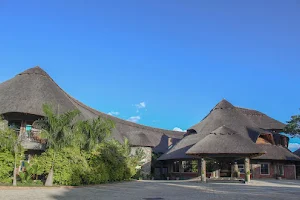 Manna Safari Lodge image