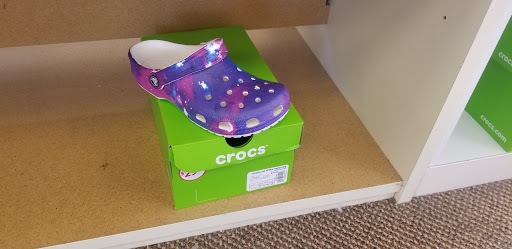 Shoe Store «Famous Footwear», reviews and photos, 14 Waterfront Pl, Port Chester, NY 10573, USA