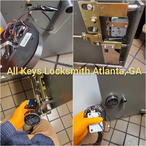 Locksmith «All Keys Locksmith Atlanta GA», reviews and photos, 1640 Northside Dr NW, Atlanta, GA 30318, USA