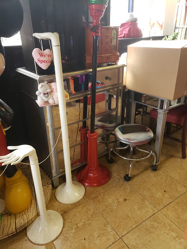 Thrift Store «All you need is thrift», reviews and photos, 148 W Hoffman Ave, Lindenhurst, NY 11757, USA