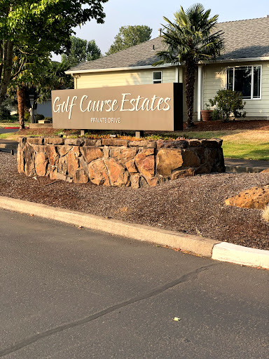 Golf Course Estates