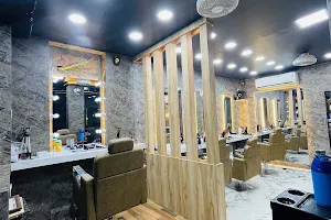 Shahzad Salon image