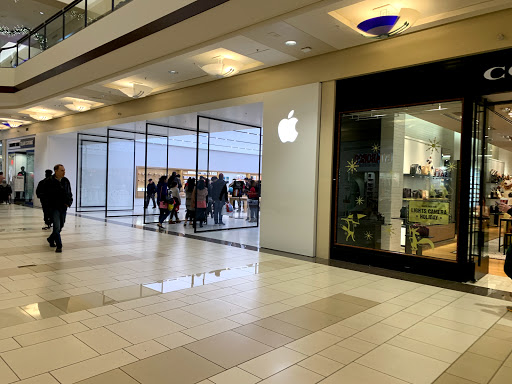Computer Store «Apple Orland Square Mall», reviews and photos, 428 Orland Square Dr, Orland Park, IL 60462, USA