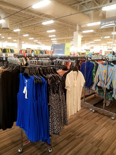 Department Store «Nordstrom Rack Hamilton Crossings», reviews and photos, 750 N Krocks Rd #303, Allentown, PA 18106, USA