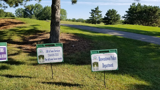 Golf Club «Taylor Meadows Golf Club», reviews and photos, 25360 Ecorse Rd, Taylor, MI 48180, USA