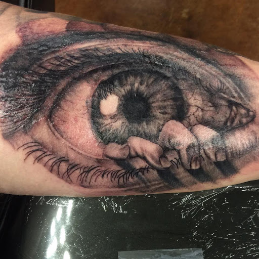 Tattoo and Piercing Shop «Asylum Tattoo», reviews and photos, 3624 Decoursey Ave, Latonia, KY 41015, USA