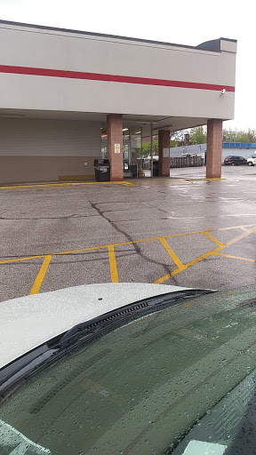 Grocery Store «Save-A-Lot», reviews and photos, 2227 Noble Rd, Cleveland Heights, OH 44112, USA