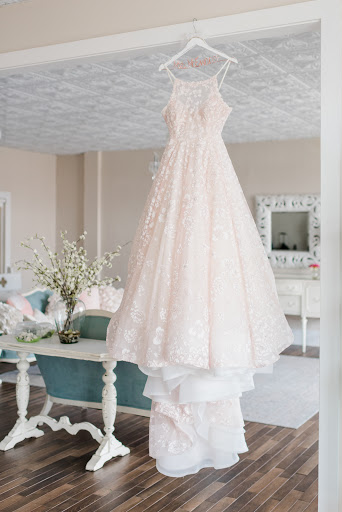 Bridal Shop «The White Magnolia Bridal Collection», reviews and photos, 1716 Hendricks Ave, Jacksonville, FL 32207, USA