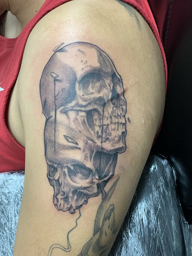 Tattoo Shop «Golden State Tattoo», reviews and photos, 13518 Harbor Blvd A4, Garden Grove, CA 92843, USA