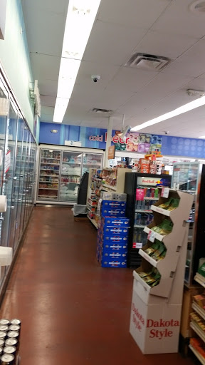 Gas Station «Hy-Vee Gas», reviews and photos, 665 S 51st St, West Des Moines, IA 50265, USA