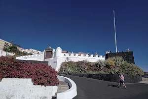 Castillo de La Virgen image