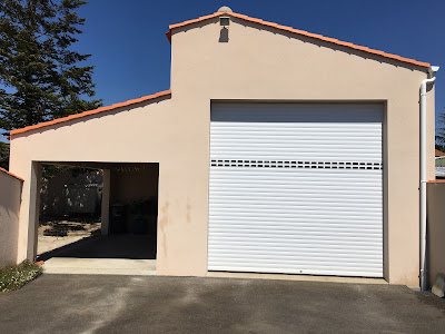 JLC Nettoyage, Traitement Toiture, Façade, Dallage 44 49 85 à Le Loroux-Bottereau